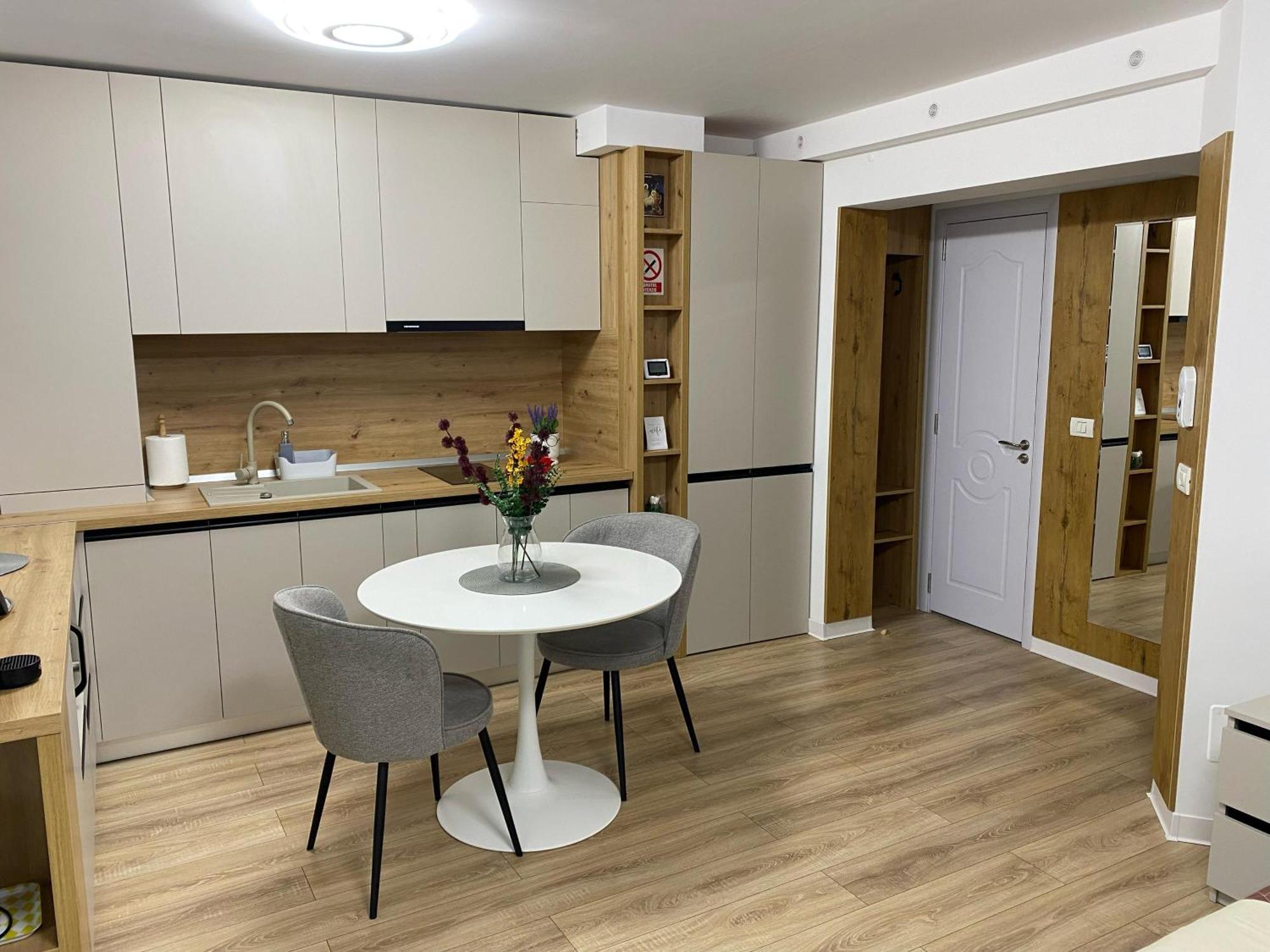Central Luxury Apartment יאשי מראה חיצוני תמונה